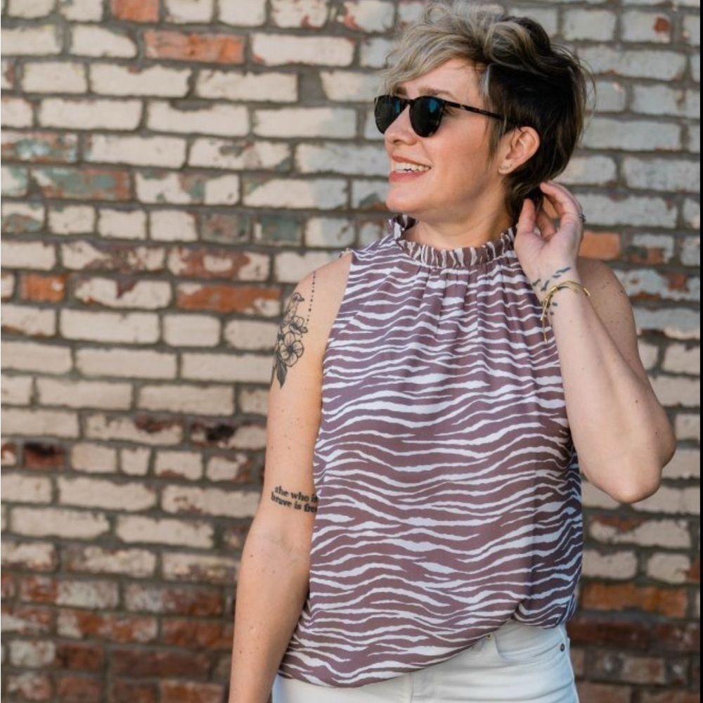 Loft Animal Print Halter Top Sleeveless Tie Back Casual Business Size X Small